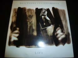 画像1: NEIL YOUNG & CRAZY HORSE/LIFE