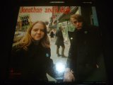 JONATHAN & LEIGH/THIRD AND MAIN
