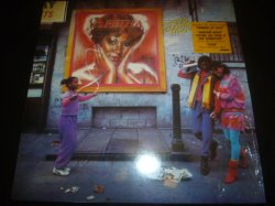 画像1: ARETHA FRANKLIN/WHO'S ZOOMIN' WHO?