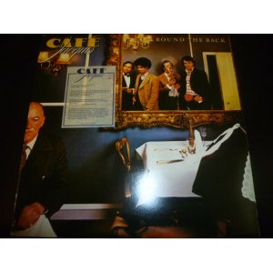 画像: CAFE JACQUES/ROUND THE BACK