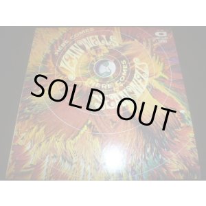 画像: JEAN WELLS/WORLD, HERE COMES JEAN WELLS