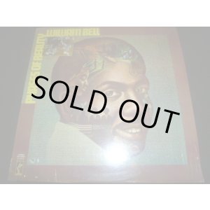 画像: WILLIAM BELL/PHASES OF REALITY