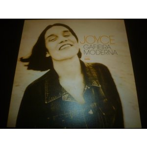 画像: JOYCE/GAFIEIRA MODERNA