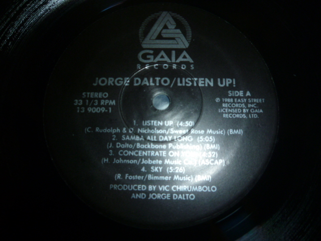 画像: JORGE DALTO/LISTEN UP !