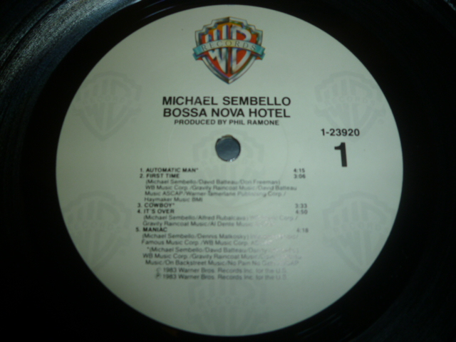 画像: MICHAEL SEMBELLO/BOSSA NOVA HOTEL