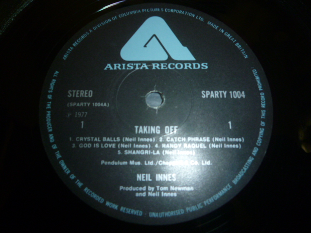 画像: NEIL INNES/TAKING OFF