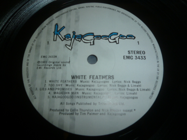 画像: KAJAGOOGOO/WHITE FEATHERS