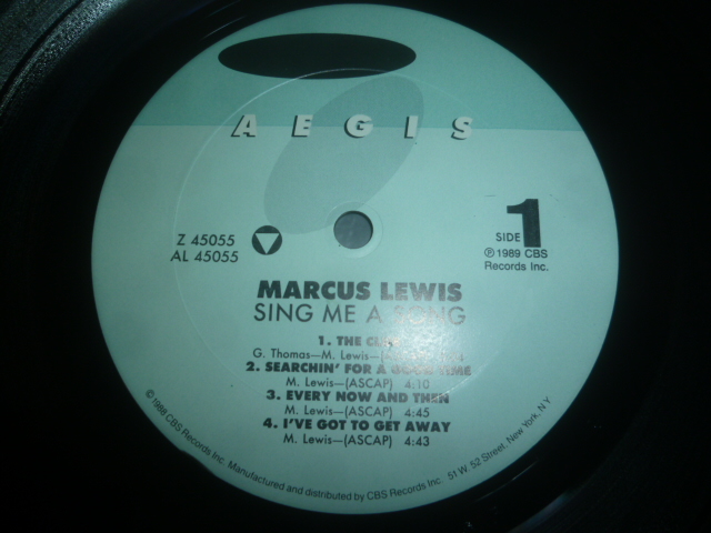 画像: MARCUS LEWIS/SING ME A SONG