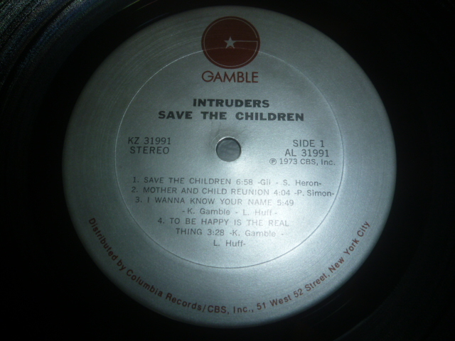 画像: INTRUDERS/SAVE THE CHILDREN