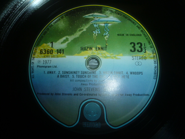 画像: JOHN STEVENS' AWAY/MAZIN ENNIT