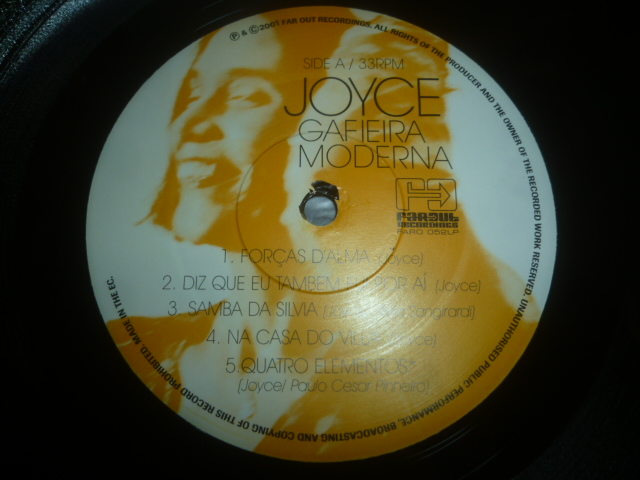 画像: JOYCE/GAFIEIRA MODERNA