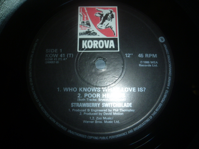 画像: STRAWBERY SWITCHBLADE/WHO KNOWS WHAT LOVE IS?