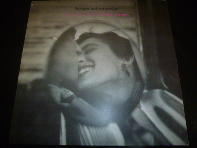 画像1: FAIRGROUND ATTRACTION/THE FIRST OF A MILLION KISSES