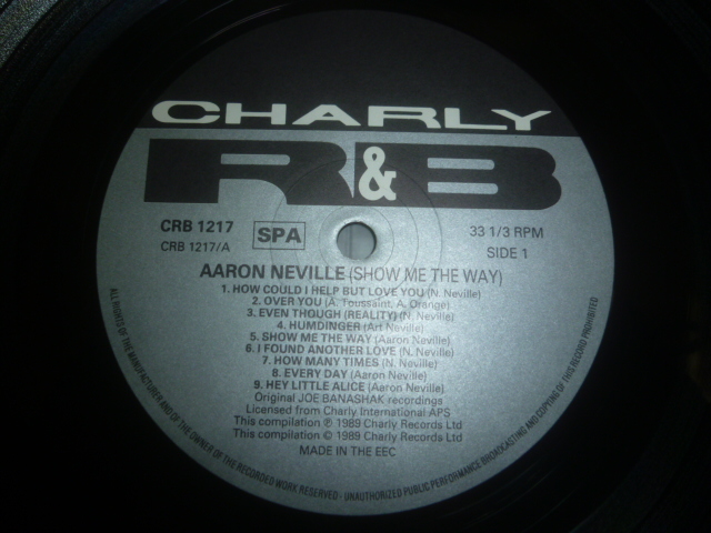 画像: AARON NEVILLE/SHOW ME THE WAY