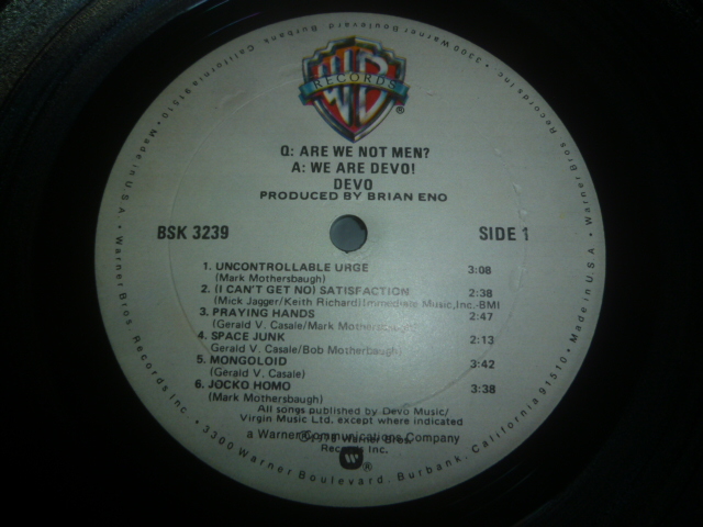 画像: DEVO/Q; ARE WE NOT MEN?  A; WE ARE DEVO!